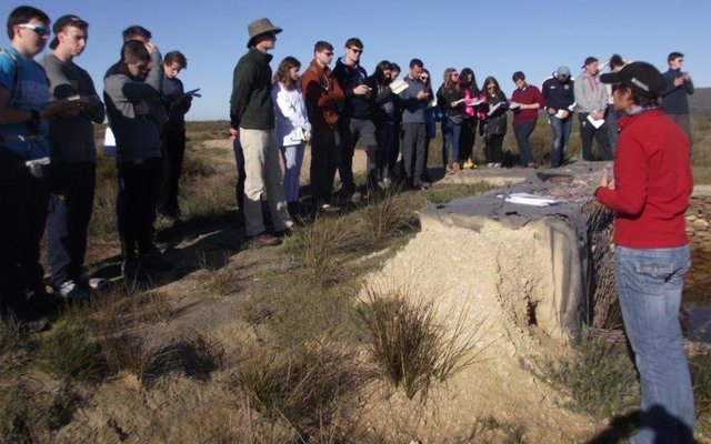 Gansbaai Agulhas National Park hosted British students for field work 2_1